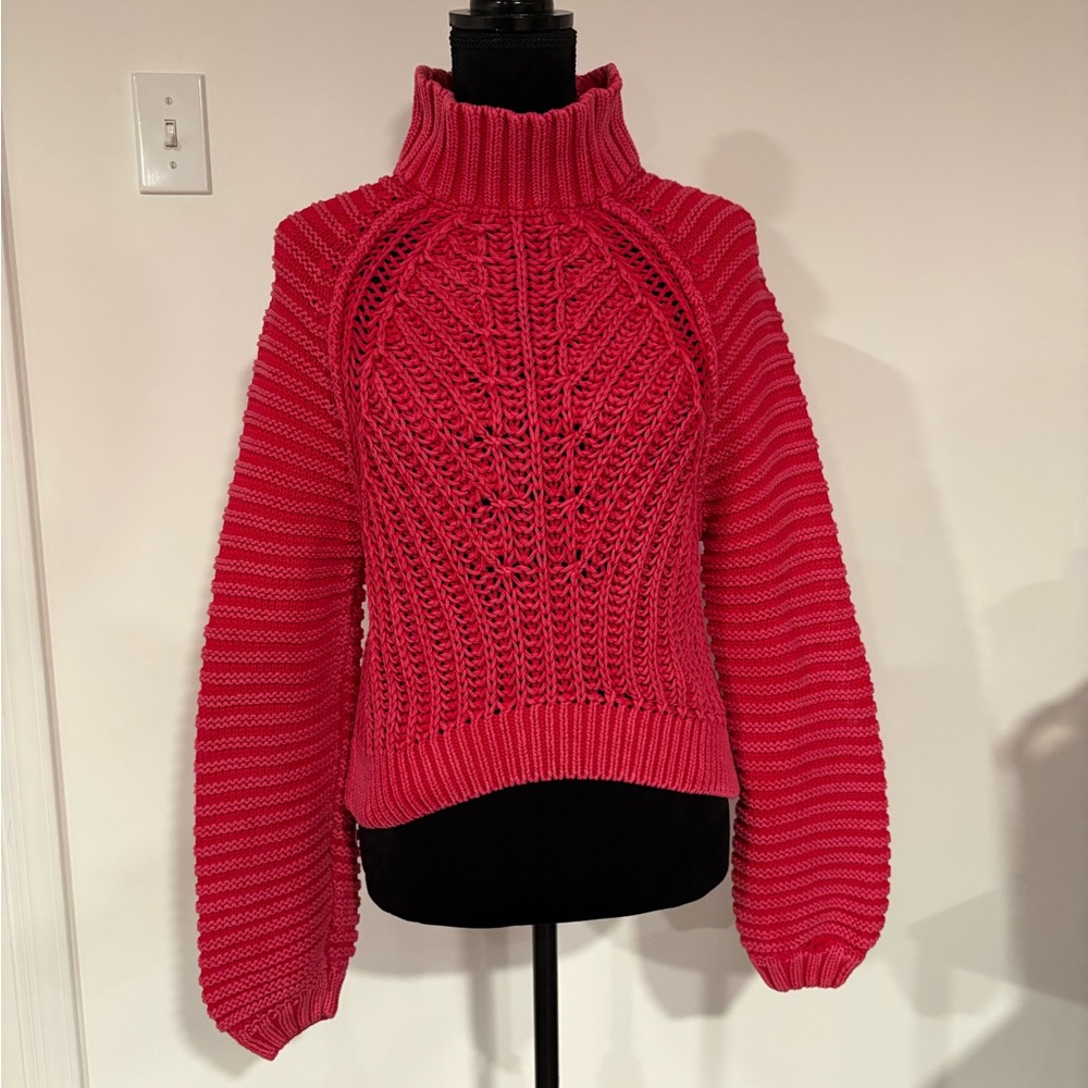 Free People Candy Blossom Women's
Pink Cable Knit mock neck Sweater size XS